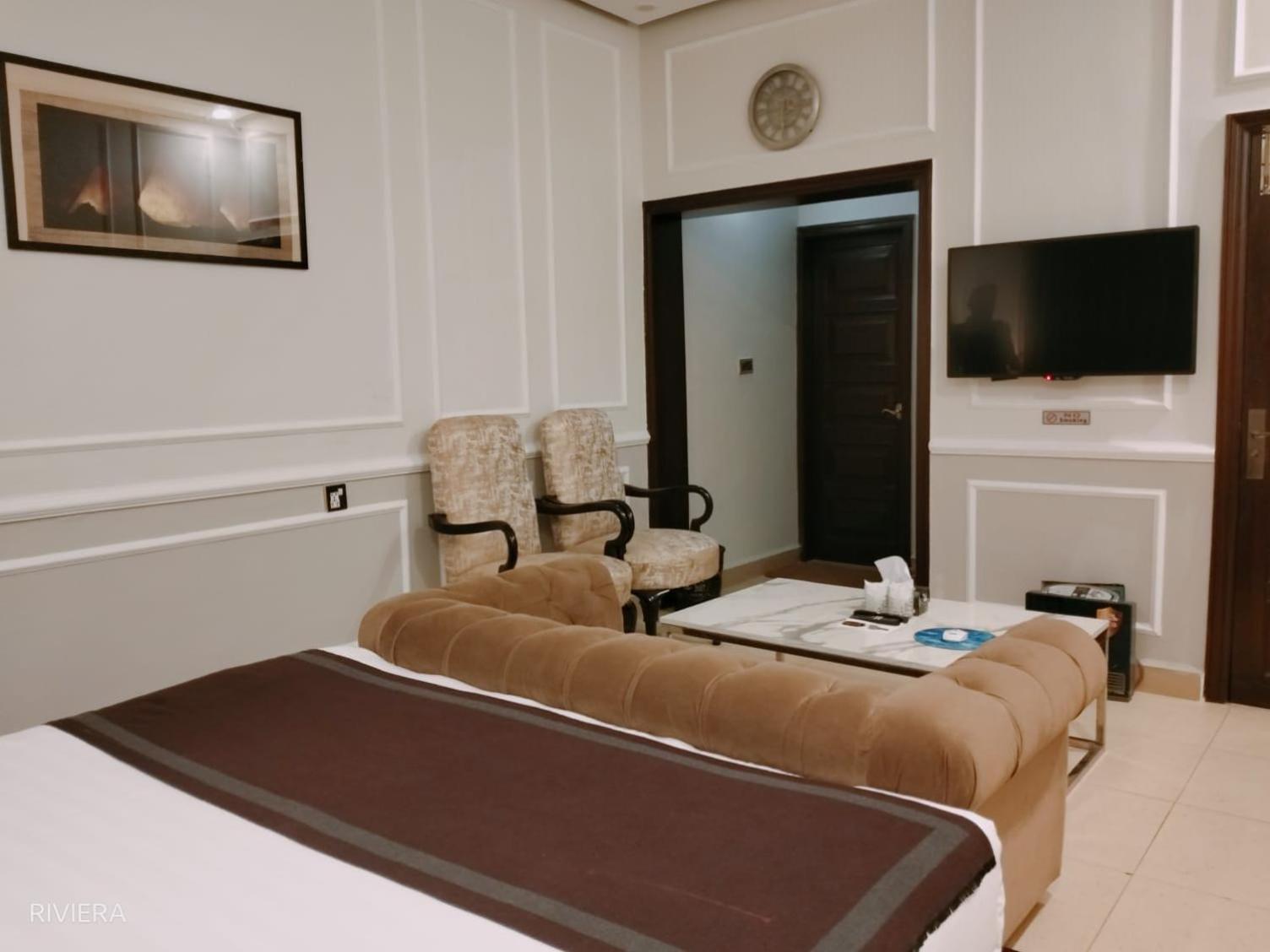 Riviera Courtyard Guest House 이슬라마바드 외부 사진
